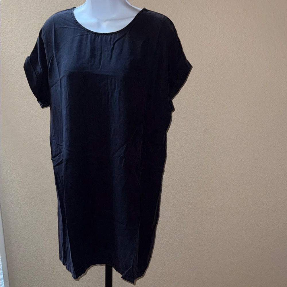 Nique Black Mini Tencel Short Rolled Sleeve Dress Women’s Size 8